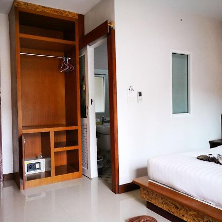 Hotel The Peace Tara House Ko Lanta Esterno foto