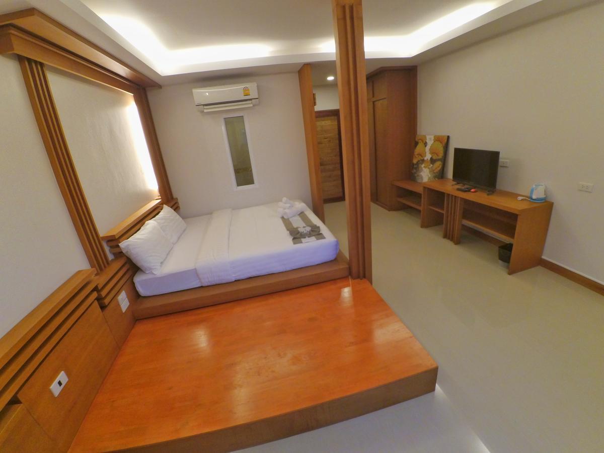 Hotel The Peace Tara House Ko Lanta Esterno foto