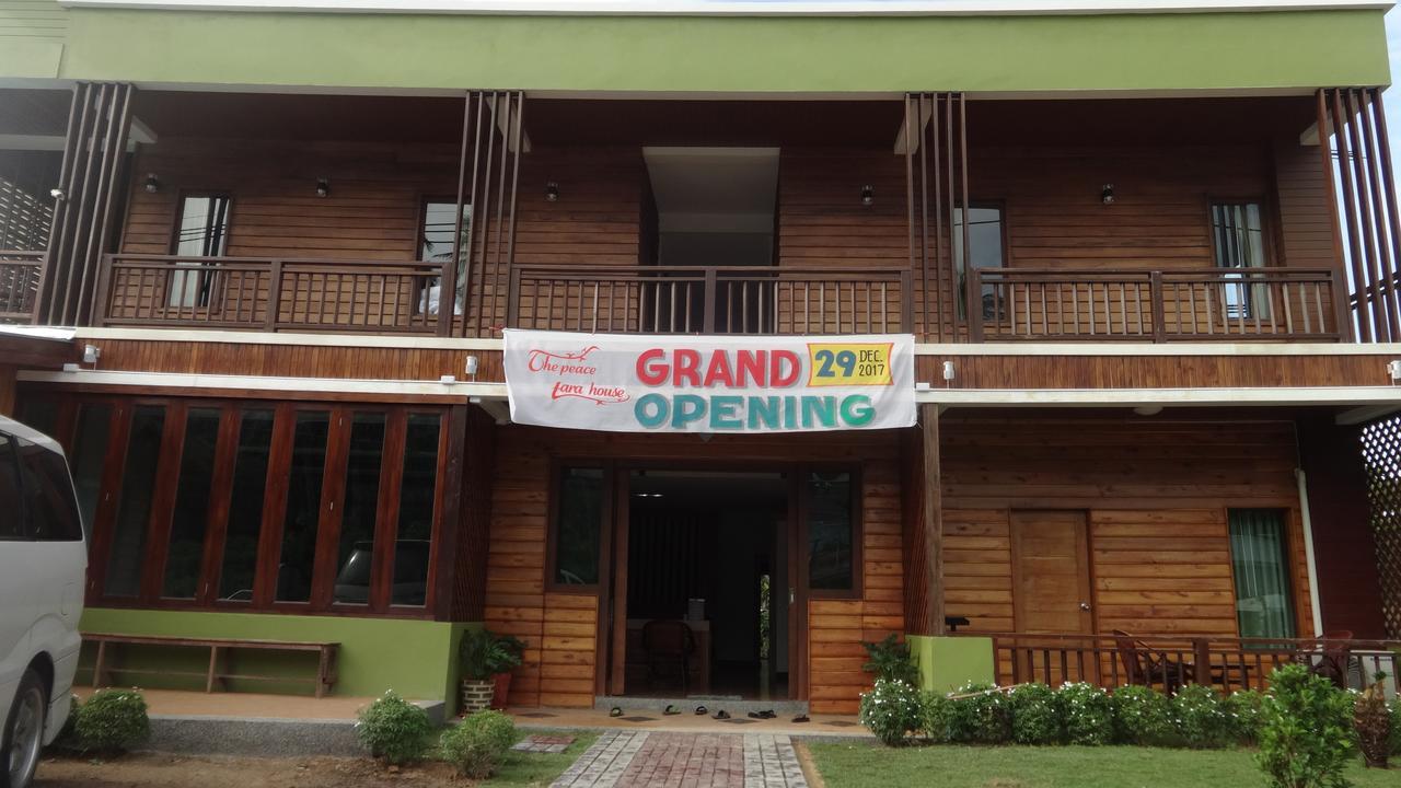 Hotel The Peace Tara House Ko Lanta Esterno foto