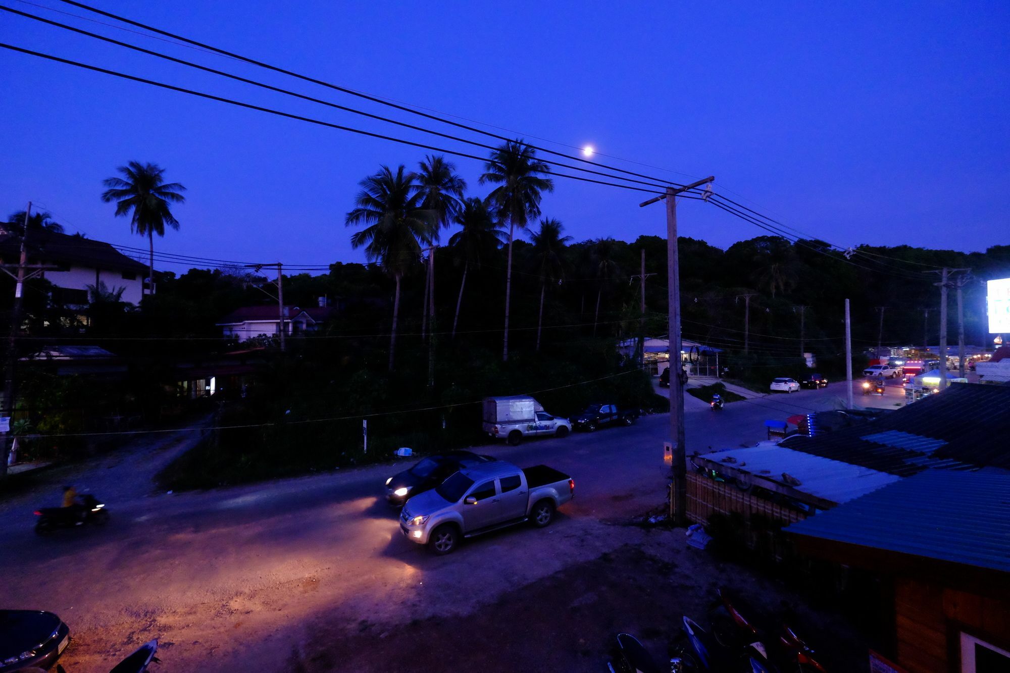 Hotel The Peace Tara House Ko Lanta Esterno foto