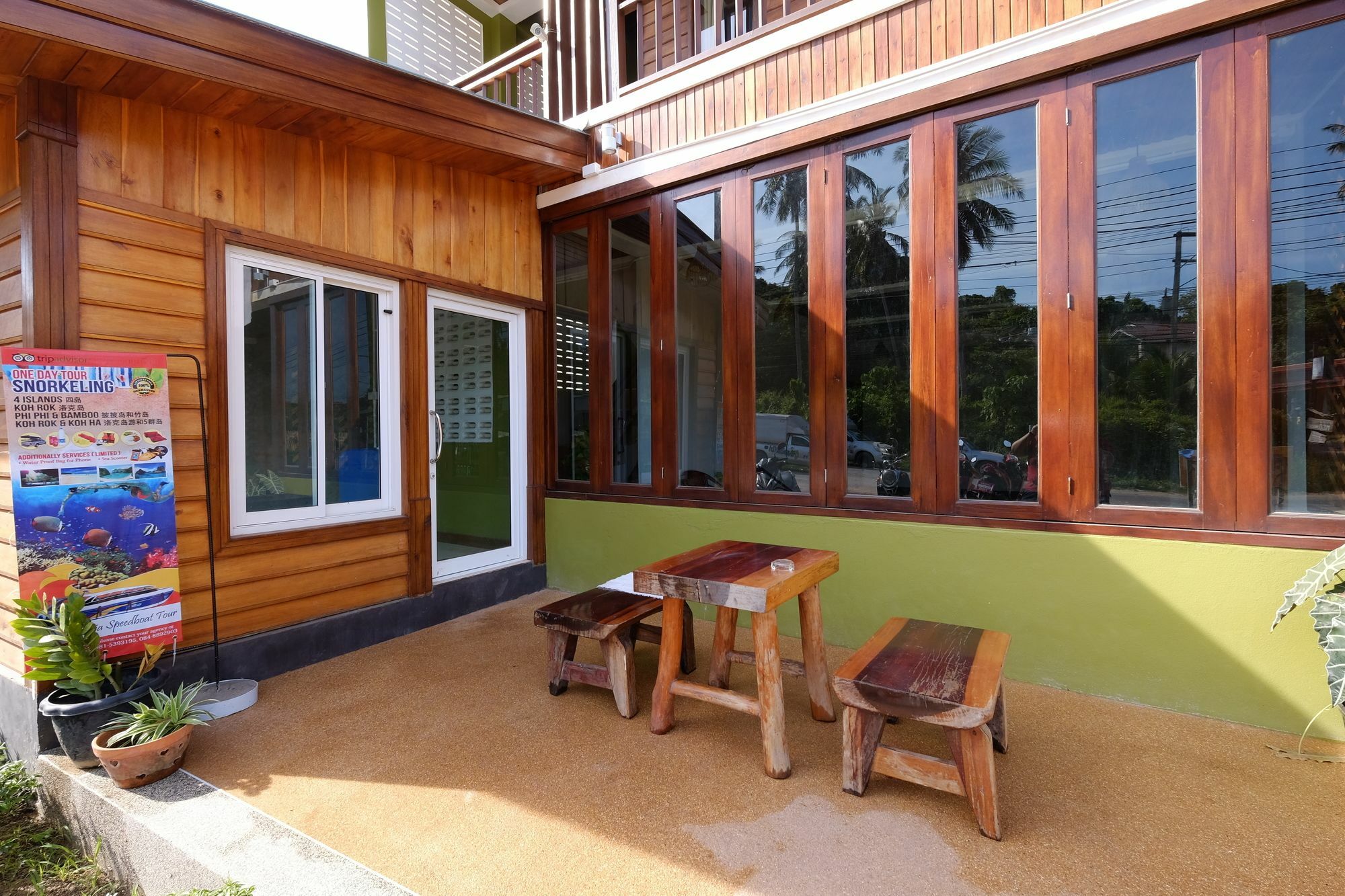 Hotel The Peace Tara House Ko Lanta Esterno foto