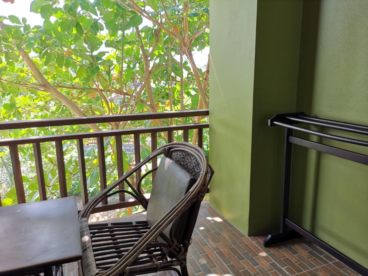 Hotel The Peace Tara House Ko Lanta Esterno foto